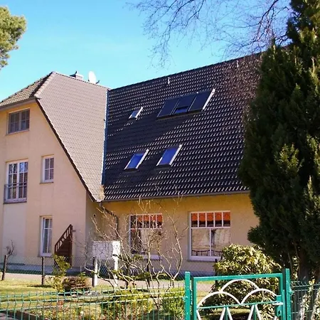 Vakantiehuis House Waldstrasse, Ground Floor Prerow